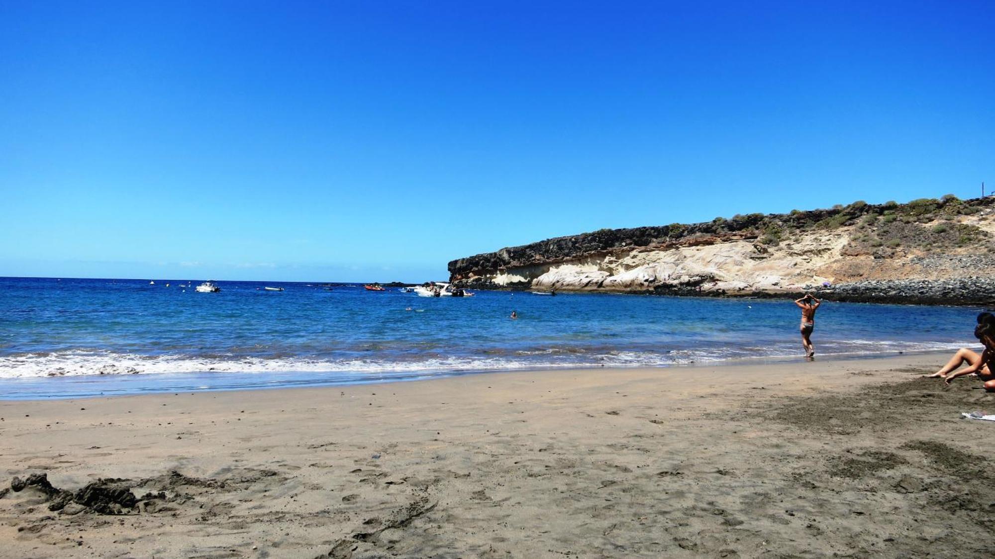 Blue Bay Paradise - Beach Front Apartment With Sea View Playa Paraíso Eksteriør billede