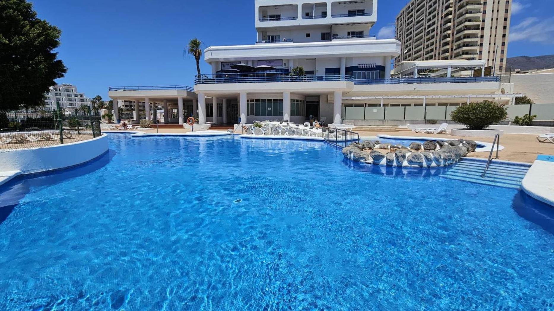 Blue Bay Paradise - Beach Front Apartment With Sea View Playa Paraíso Eksteriør billede