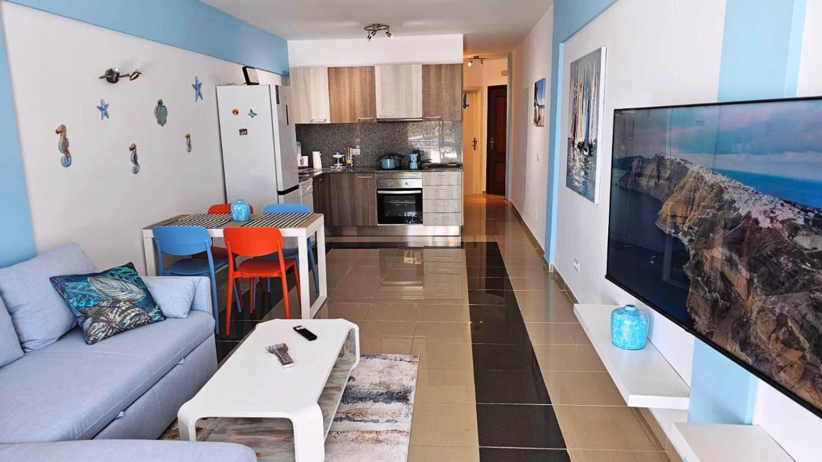 Blue Bay Paradise - Beach Front Apartment With Sea View Playa Paraíso Eksteriør billede